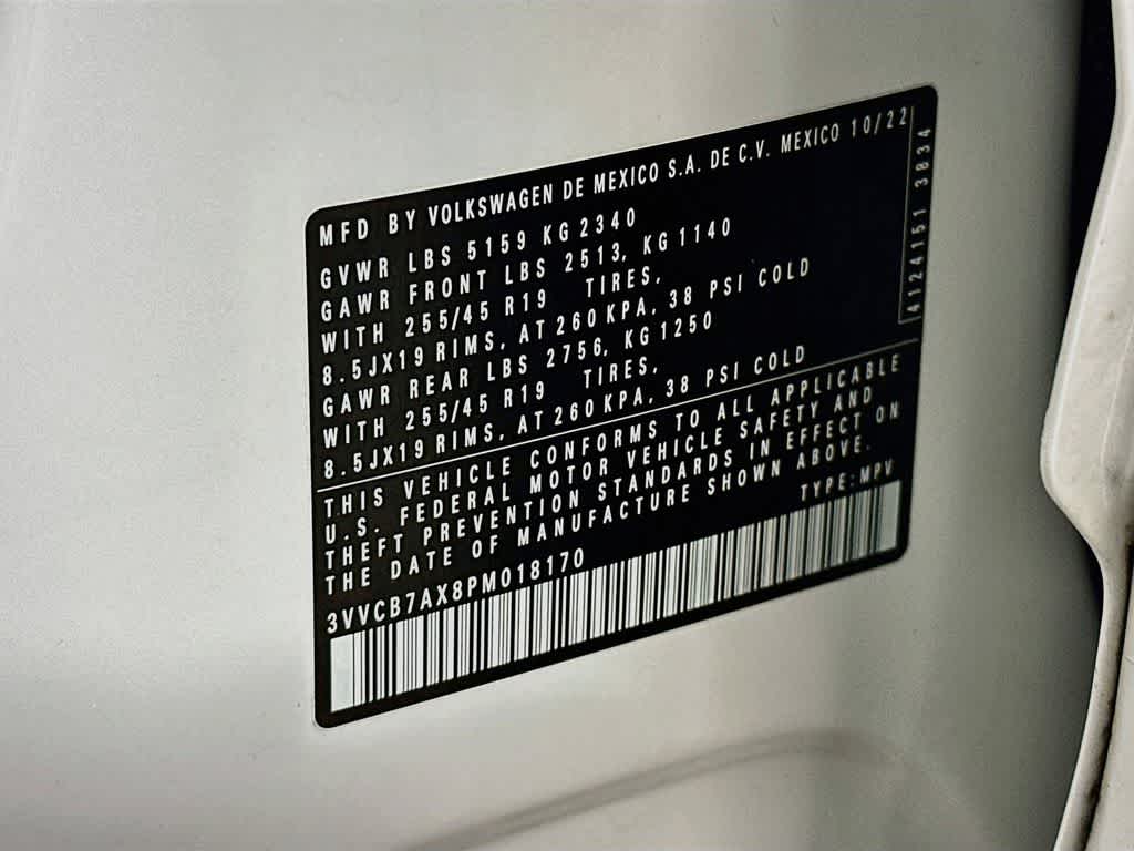 2023 Volkswagen Tiguan SE R-Line Negro