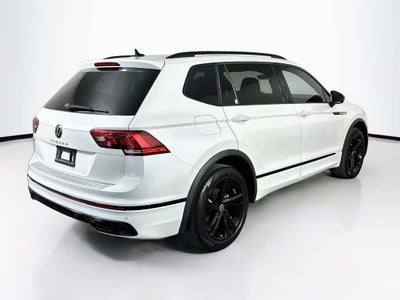 2023 Volkswagen Tiguan SE R-Line Negro