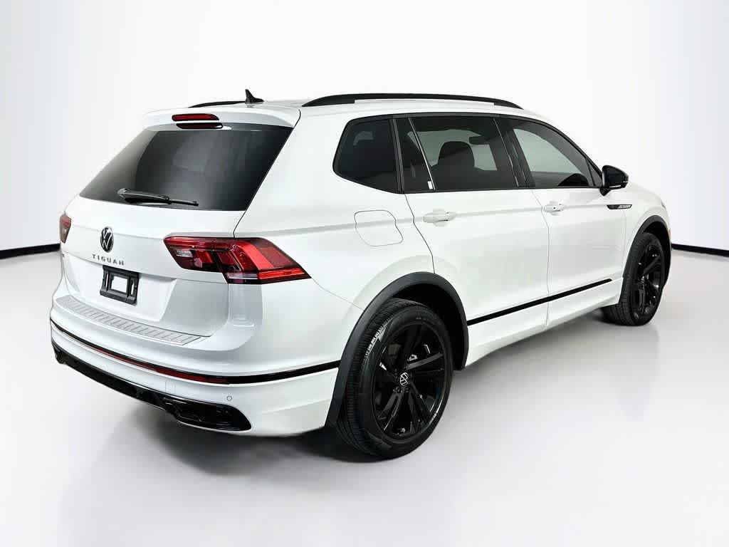 2023 Volkswagen Tiguan SE R-Line Negro