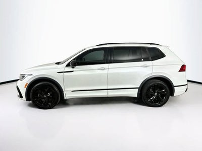 2023 Volkswagen Tiguan SE R-Line Negro