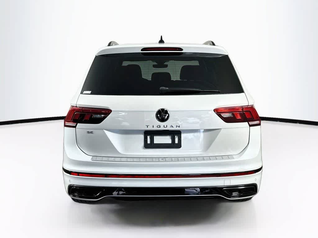 2023 Volkswagen Tiguan SE R-Line Negro