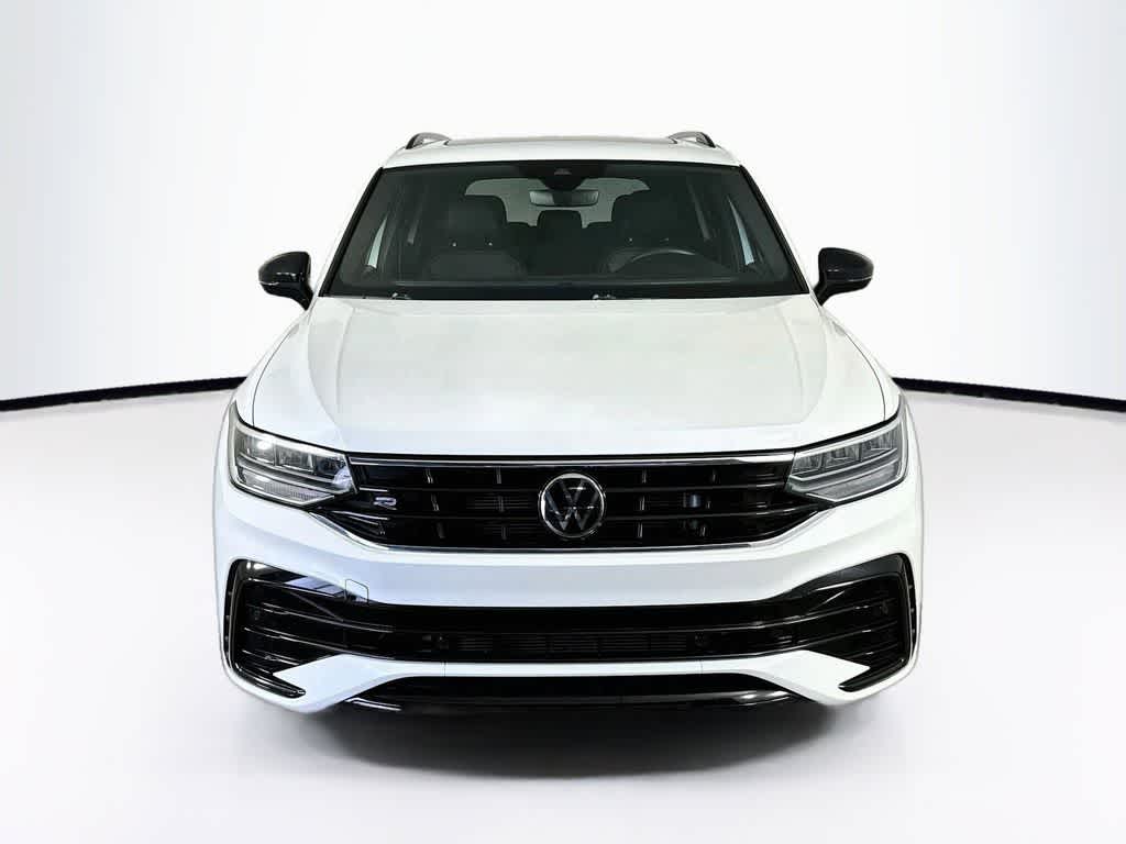 2023 Volkswagen Tiguan SE R-Line Negro