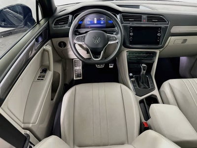 2023 Volkswagen Tiguan SE R-Line Negro