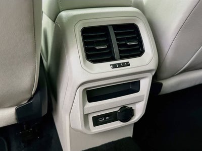2023 Volkswagen Tiguan SE R-Line Negro