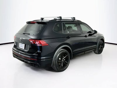 2023 Volkswagen Tiguan SE R-Line Negro