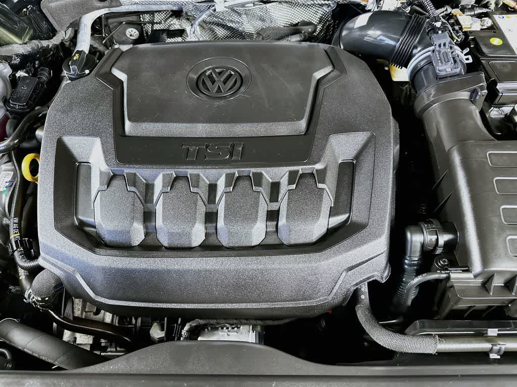 2023 Volkswagen Tiguan SE R-Line Negro