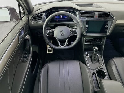 2023 Volkswagen Tiguan SE R-Line Negro