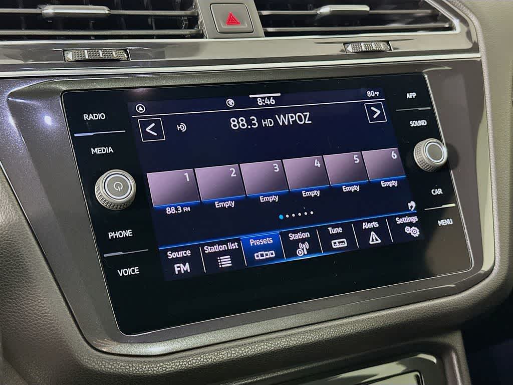 2023 Volkswagen Tiguan SE R-Line Negro