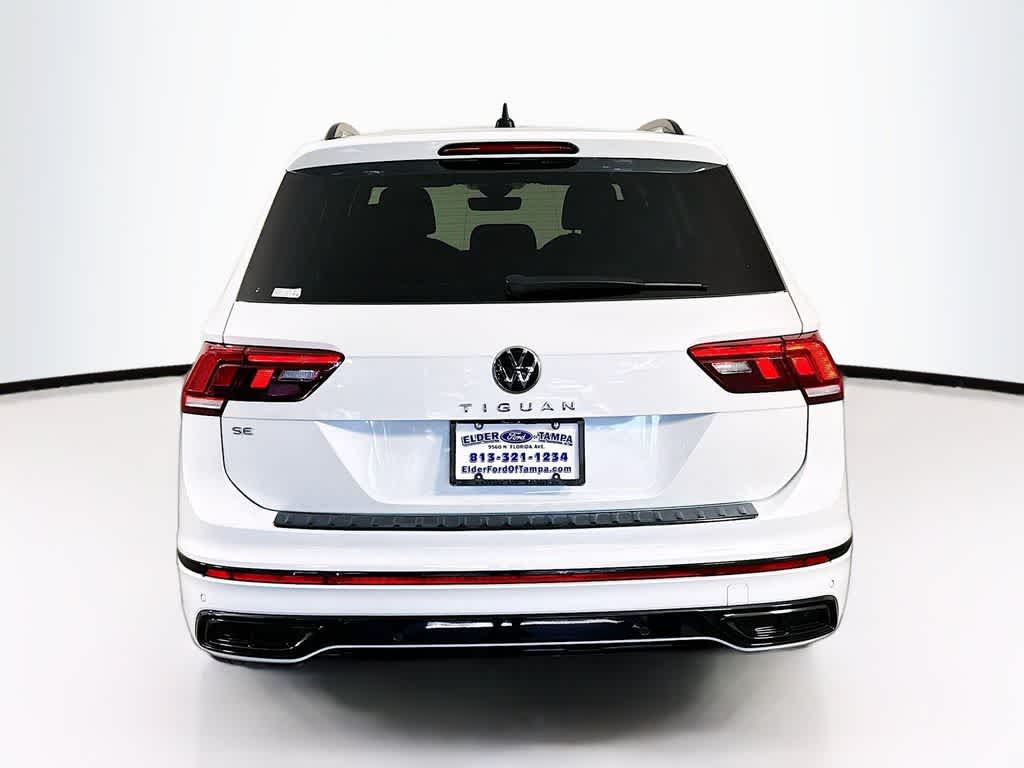 2023 Volkswagen Tiguan SE R-Line Negro
