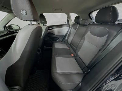 Volkswagen Taos S 2022