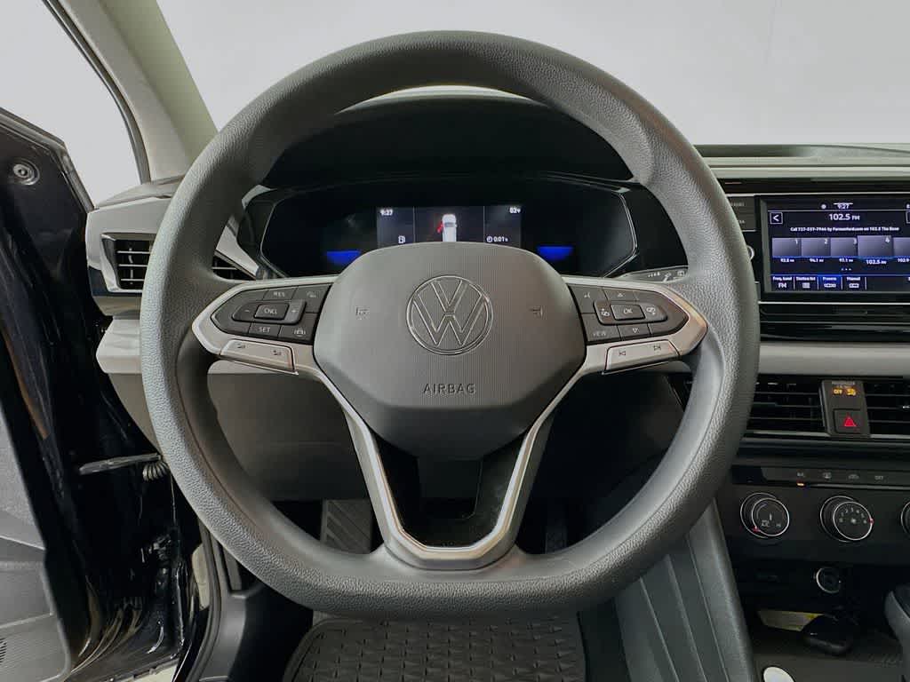 Volkswagen Taos S 2022