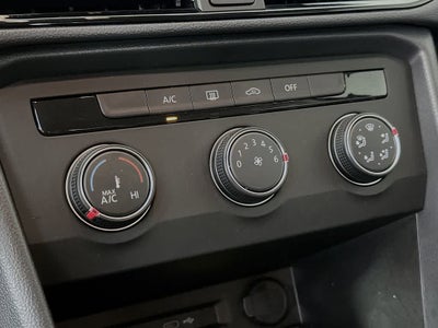 Volkswagen Taos S 2022