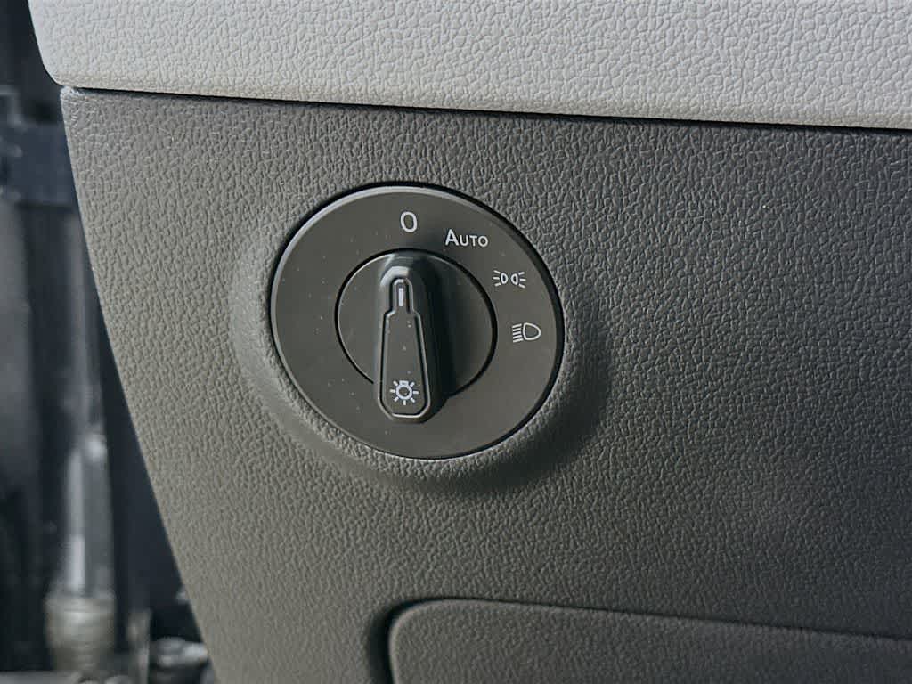 Volkswagen Taos S 2022
