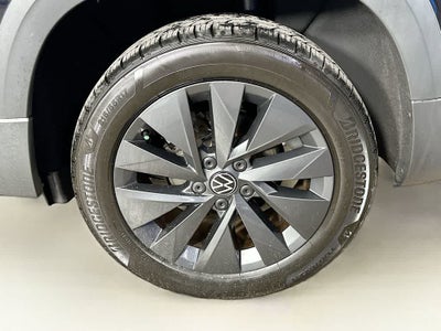 Volkswagen Taos S 2022