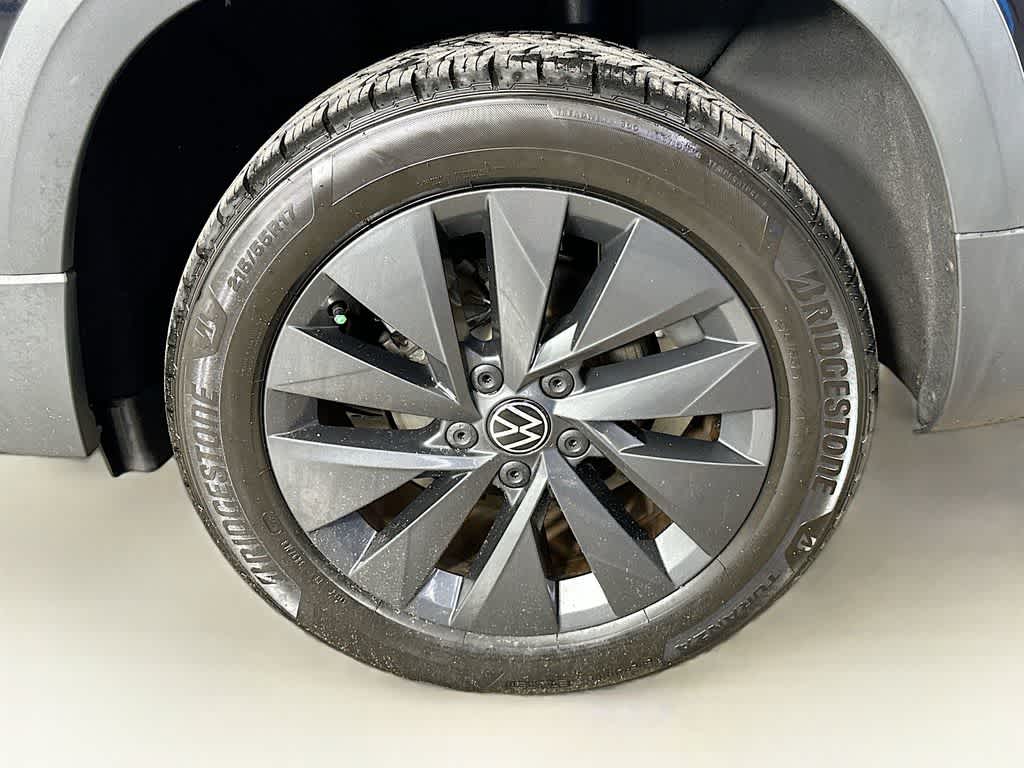 Volkswagen Taos S 2022