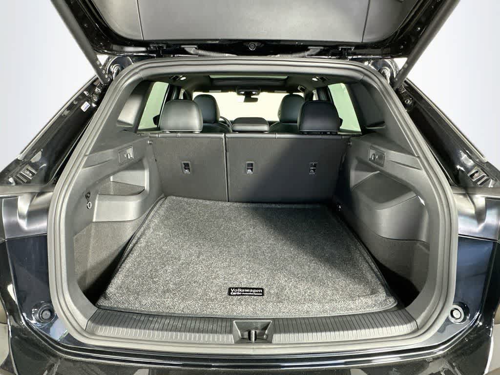 Volkswagen Tiguan SE R-Line Negro 2025