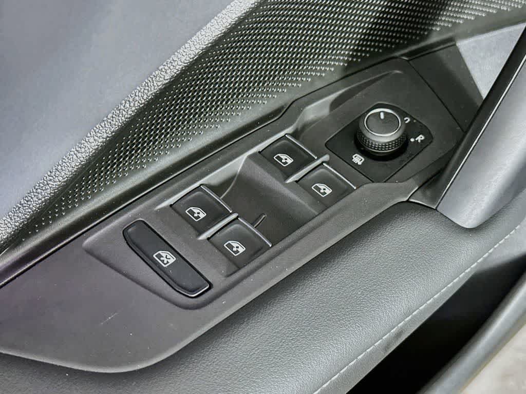 Volkswagen Tiguan SE R-Line Negro 2025