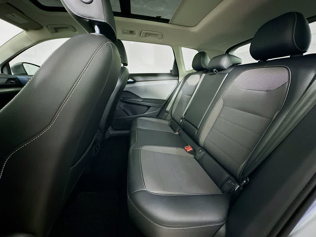 Volkswagen Taos SE 2022