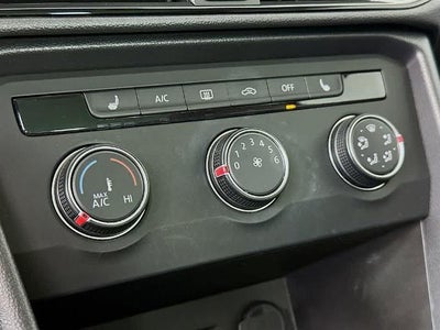 Volkswagen Taos SE 2022