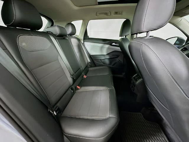 Volkswagen Taos SE 2022