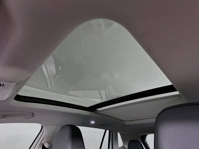 Volkswagen Tiguan SE 2025