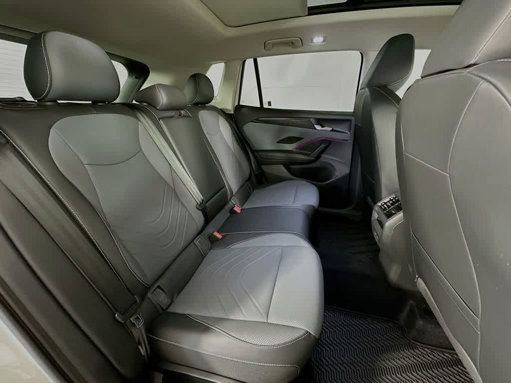 Volkswagen Tiguan SE 2025