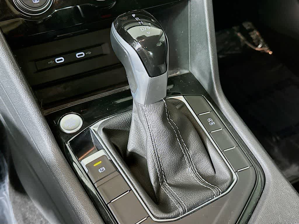 Volkswagen Taos SE 2024