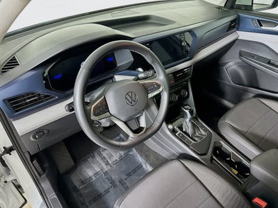 Volkswagen Taos SE 2024