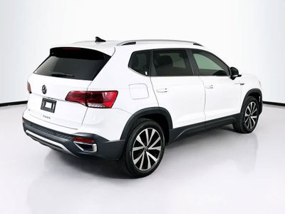 Volkswagen Taos SE 2024
