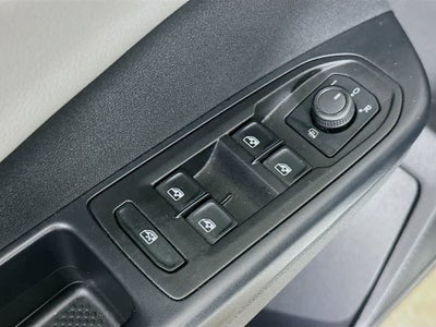 Volkswagen Taos SE 2024