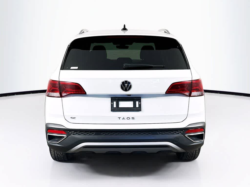 Volkswagen Taos SE 2024