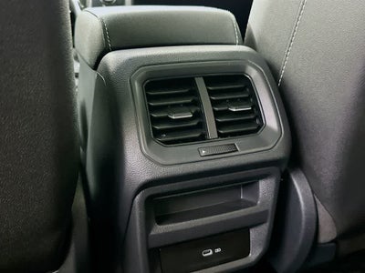 Volkswagen Taos SE 2024