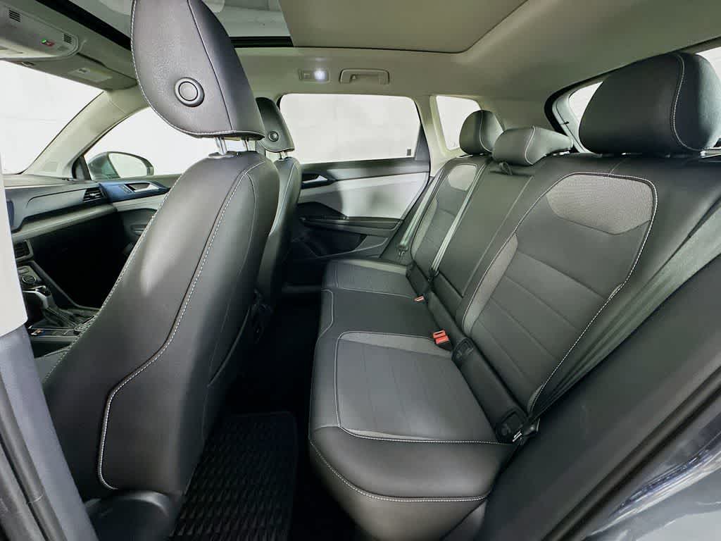 Volkswagen Taos SE 2024