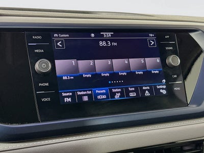 Volkswagen Taos SE 2024