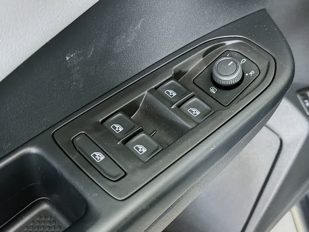 Volkswagen Taos SE 2024