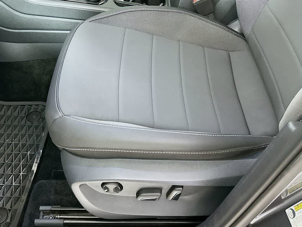 Volkswagen Taos SE 2024