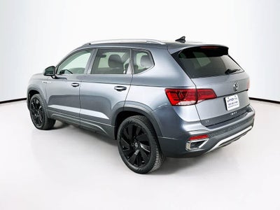 Volkswagen Taos SE 2024