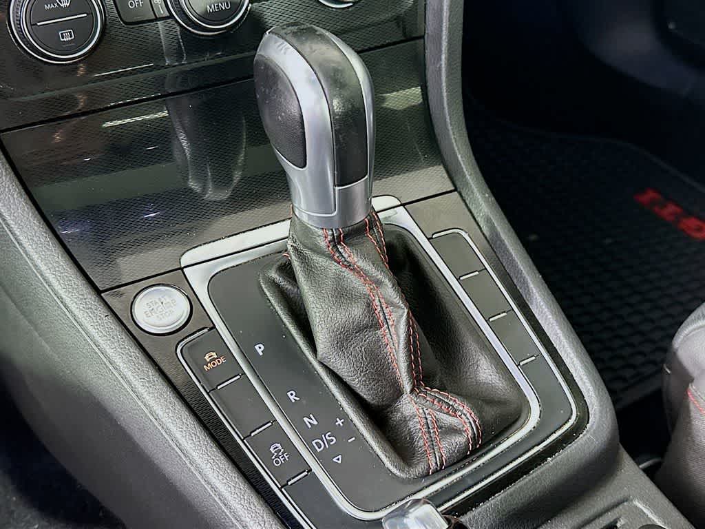 Volkswagen Golf GTI Autobahn 2015