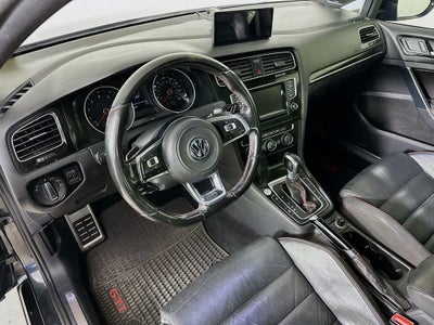 Volkswagen Golf GTI Autobahn 2015