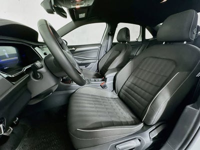 Volkswagen Jetta Sport 2024