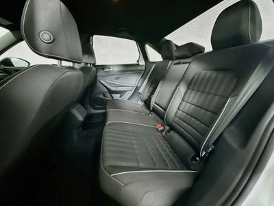 Volkswagen Jetta Sport 2024