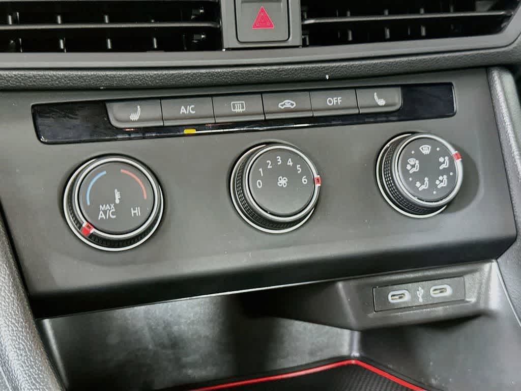 Volkswagen Jetta Sport 2024
