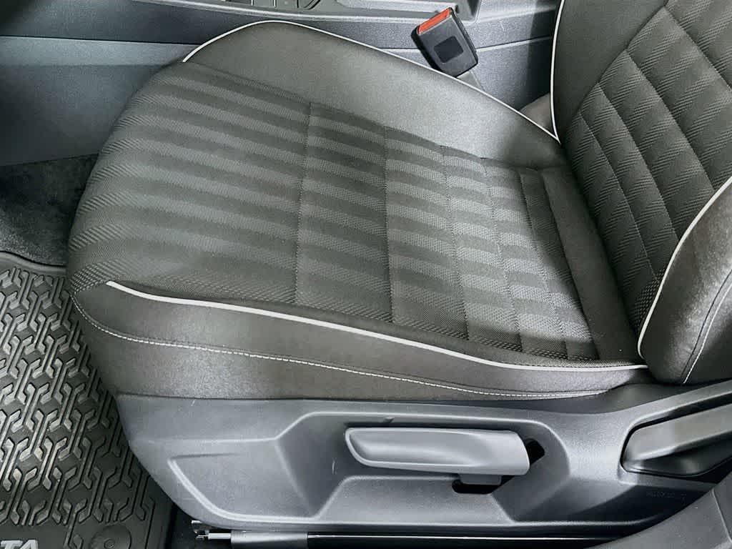 Volkswagen Jetta Sport 2024