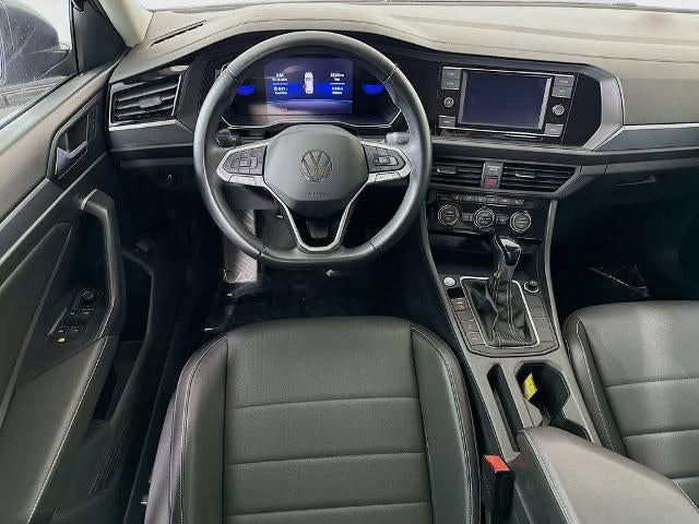 Volkswagen Jetta SE 2024