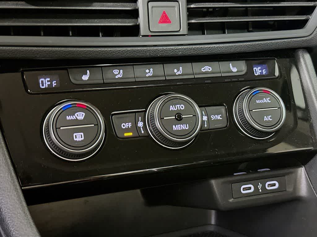 Volkswagen Jetta SE 2024