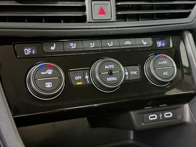 Volkswagen Jetta SE 2024