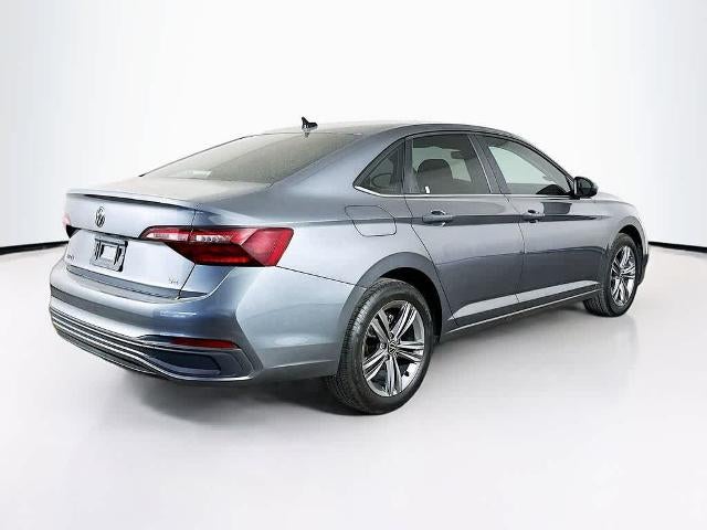 Volkswagen Jetta SE 2024