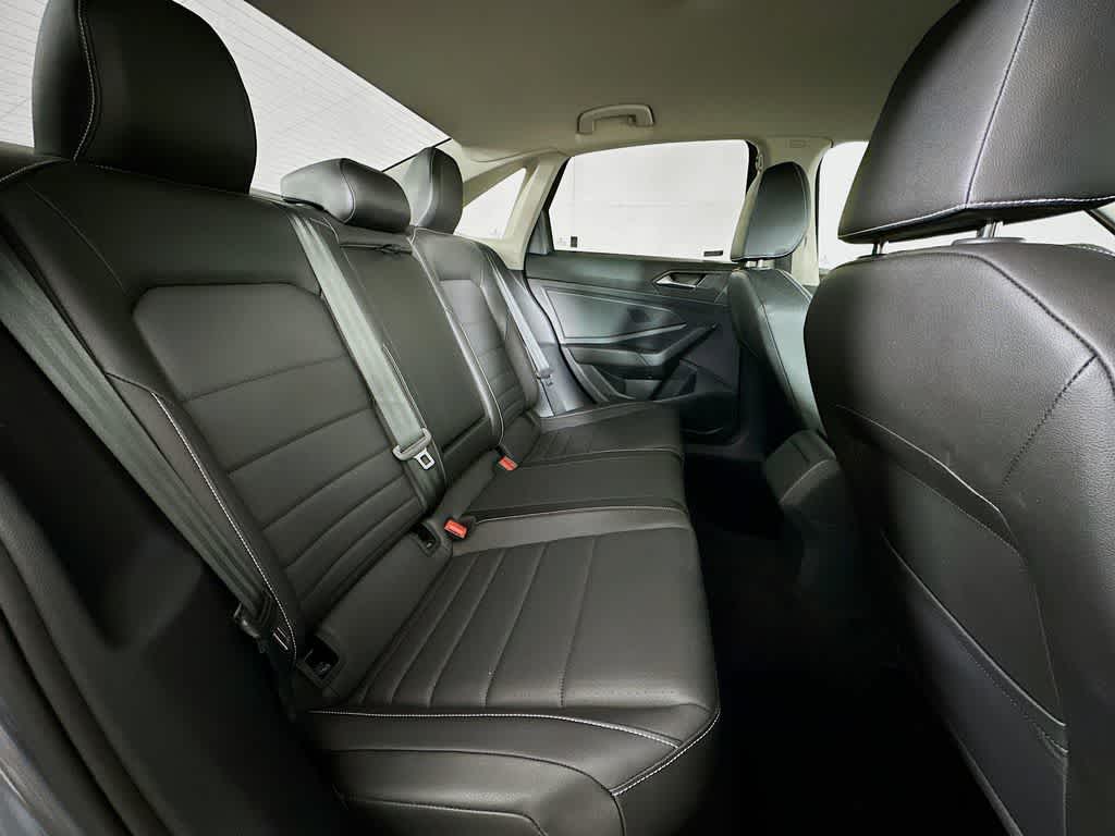 Volkswagen Jetta SE 2024