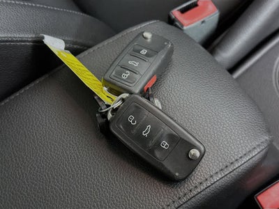 Volkswagen Jetta TDI de 2014 con paquete Premium y navegador