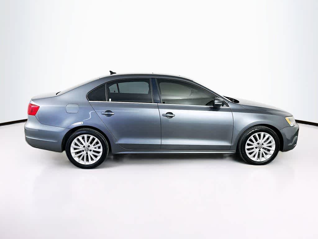 Volkswagen Jetta TDI de 2014 con paquete Premium y navegador